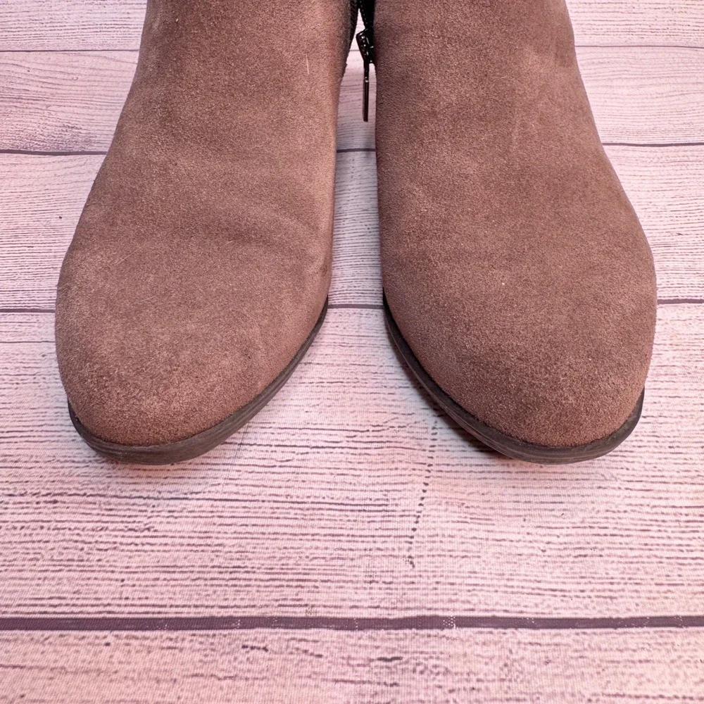 Blondo Waterproof Suede Ankle Boots Taupe Brown Block Heel B6708 8.5M Womens